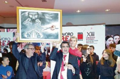 Congresso Cgil, il dono a Landini dei liceali di Cerignola