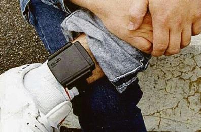 Anche in Puglia c’è il boom dei braccialetti elettronici
