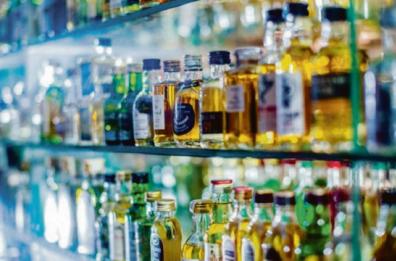 L’onda dei distillati travolge i palati e conquista la Puglia