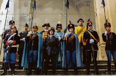 Lecce, la Cavalleria compie duecento anni: cittadinanza onoraria alla Scuola