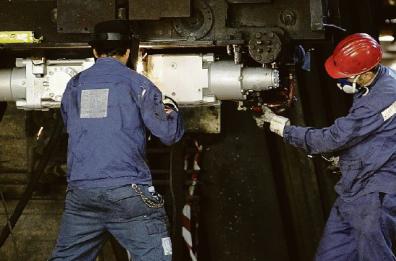 Decreto legge ex Ilva, per l'azienda tante risorse e nessuna impunità