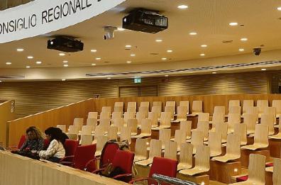 Regione, non passa la norma per salvare i 50 consiglieri. Damiani (FI): ci riproveremo