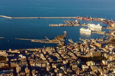 Puglia capitale del crocierismo mondiale grazie alla «lunga banchina» Bari-Brindisi