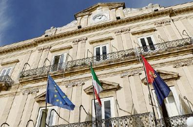 Taranto, ecco tutte le cifre, dati e conti pubblici, del bilancio del Comune
