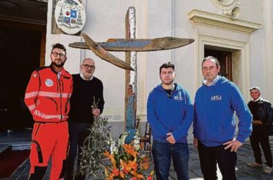 La Croce di Cutro approda nella Diocesi di Molfetta