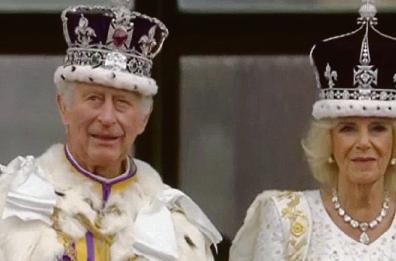 La monarchia di Carlo III indagata da scrittori giornalisti, giuristi e storici