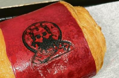 Bari, il sigillo di San Nicola finisce su gelati e calzini