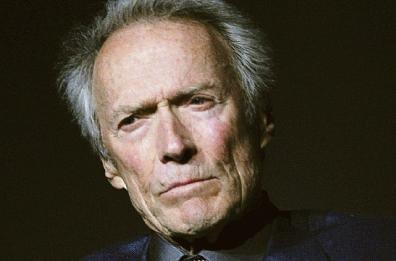Imperdibile Clint Eastwood, regista e interprete del thriller «Potere assoluto»