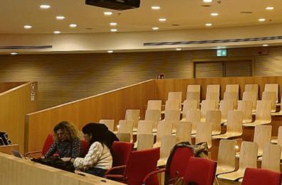 Regione Puglia, Pd condannato per il portaborse d’oro: contratto da 10mila euro, gliene danno 40mila