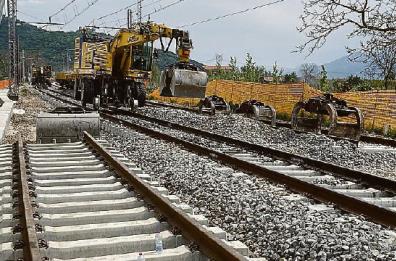 Il treno diretto Bari-Napoli sì, ma impiegherà 4 ore e 10 minuti