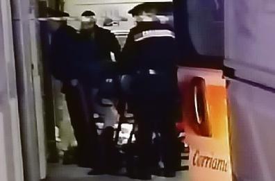Brindisi i presunti baby-killer del 19enne Stasi fanno scena muta 