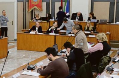 Taranto, la nuova giunta Melucci arriva dopo l’ok al rendiconto