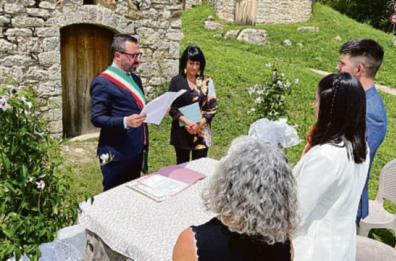 Dall’America a Pietragalla per unirsi in matrimonio nel Parco dei palmenti