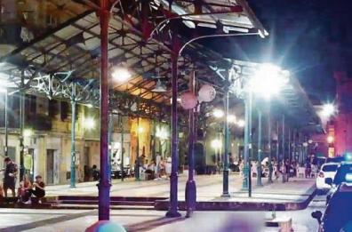 Foggia, piazza Mercato in mano ai bulli: la movida fra spaccio e paura