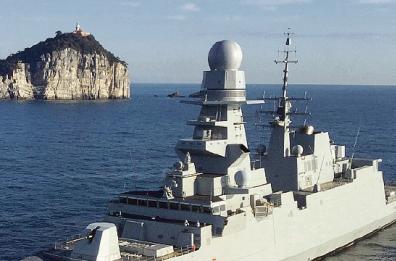 Nave della Marina, insulti e molestie a bordo per donne e gay: tarantini tra le presunte vittime