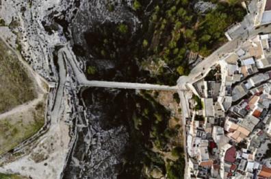Canyon di Gravina, droni per un volo senza barriere a misura di disabile