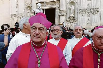 Lecce, Seccia striglia i politici dopo la processione: «Pensate al bene comune»