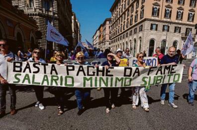 Giusto il salario minimo ma non basta contro il crescente impoverimento