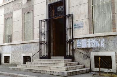 Foggia, l'odissea di un malato al Centro igiene di Foggia: «Siamo stati maltrattati»