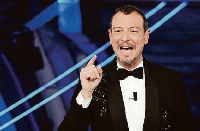 Torna Amadeus con «Affari tuoi», il gioco dei pacchi con le regioni d'Italia