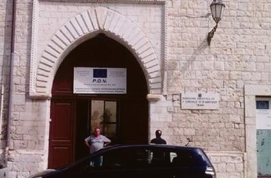 Trani, arriva la controproposta: «Si faccia un solo istituto comprensivo»