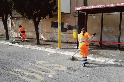 Tocca ancora al Comune di Taranto pagare gli stipendi ai dipendenti Amiu