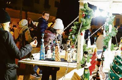 Doni sotto l'albero di Natale, i baresi spenderanno duecento euro a testa