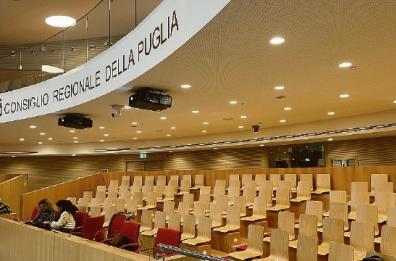 Regione Puglia: «Pagheremo le spese legali alle donne vittime di violenze»