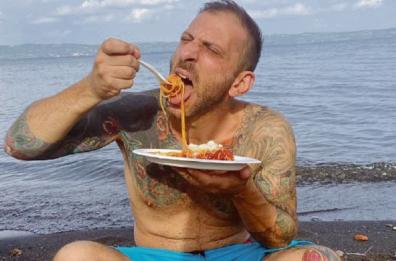 Taranto, diffama ristorante: guai per il food blogger «Franchino er criminale»
