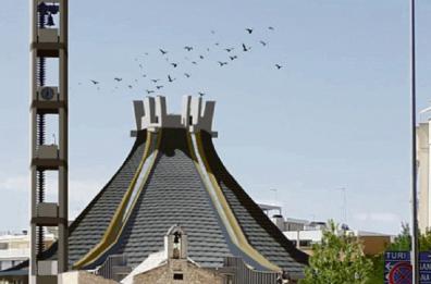 Conversano, mega colletta per riparare la chiesa: i fedeli comprano una tegola a testa