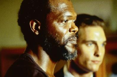 «Il momento di uccidere», la faccia tragica del razzismo in una storia di odio e violenza «Il momento di uccidere», la faccia tragica del razzismo in una storia di odio e violenza