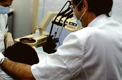 «Con la fattura o senza?»: sequestri milionari a due dentisti pugliesi