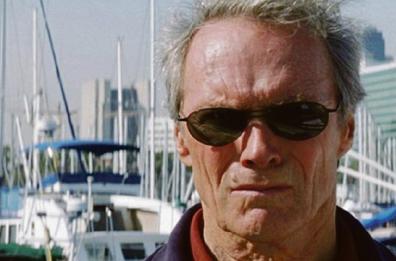 Eastwood attempato detective ossessionato dalla sfida di un pericoloso serial killer