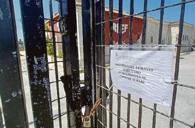 Bari, c’è il nuovo bando per l’ex Reef: cercasi gestore per il locale sul mare