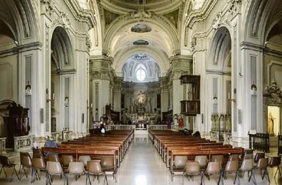 Molfetta, furto nella Cattedrale: rubano le offerte destinate a Gaza