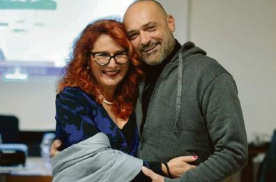 Puglia, la consulenza e gli spettacoli pagati al marito della consigliera Di Bari