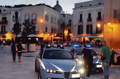 Blitz a Bari Vecchia alla vigilia della festa di San Nicola: in 4 in manette, tra loro il figlio di Mimmo Capriati