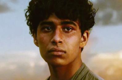 Pi verso l&rsquo;ignoto con una tigre nel mare infinito