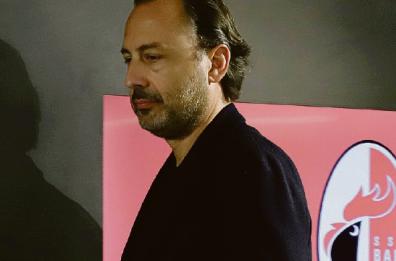 Bari calcio, gli occhi del Kuwait sulla squadra dei De Laurentiis. Il sindaco: «Solo un'iperbole»