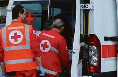 Nardò, uomo gravemente ferito salvato dai soli autisti del 118. «I medici? Non ce ne sono»