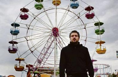 Da delinquente a supereroe una storia cruda e poetica in «Lo chiamavano Jeeg Robot»