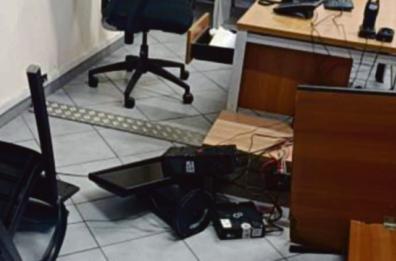 Carcere di Taranto, Sappe denuncia: «Ufficio messo a soqquadro da detenuto»