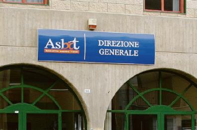 «Guadagno 30mila euro al mese», lo psichiatra della Asl Bat finisce ai domiciliari. Il Riesame lo libera: «Niente più visite private»