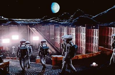 Dalle scimmie alle galassie il capolavoro di Stanley Kubrik «2001: Odissea nello spazio»