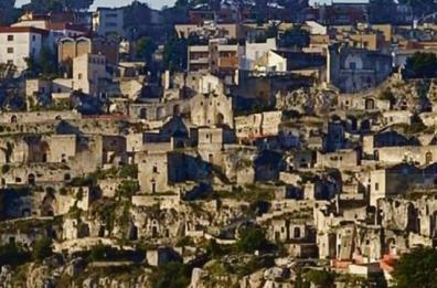 Craco... fantasma Il paese lucano in «Ghost Town»