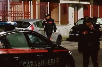 Sparatoria di Capodanno a Bari, ventenne ferito a Japigia: ora si scava in video e telefoni