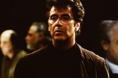La storia vera di un dirigente cacciato da un’azienda di tabacco nel film con Crowe e Al Pacino