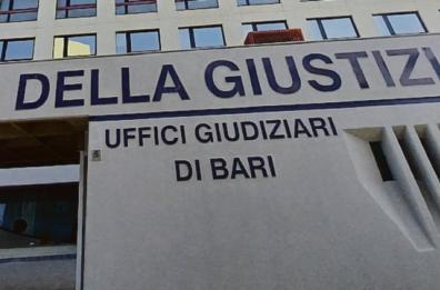 «Infermieri abusivi non iscritti all'Ordine», la Procura di Bari chiede il rinvio a giudizio per 15: tra loro anche un 70enne