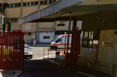 Molfetta, in carcere il cardiologo che intascava 100 euro a visita: tradito dalla passione per i datteri di mare