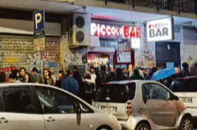 Bari, movida molesta all’Umbertino: continua la «saga» del Piccolo Bar, (ri)chiuso